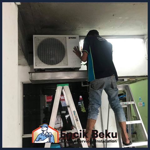 Kerja servis aircond pelanggan 9